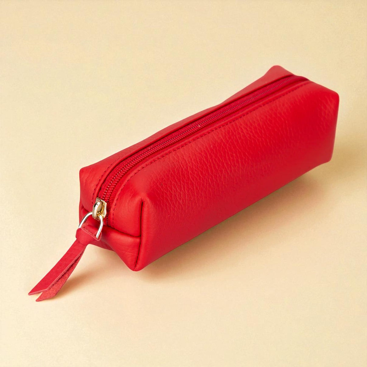 Leather Pencil Case – Compact Multipurpose Zipper Pouch for Office & Makeup