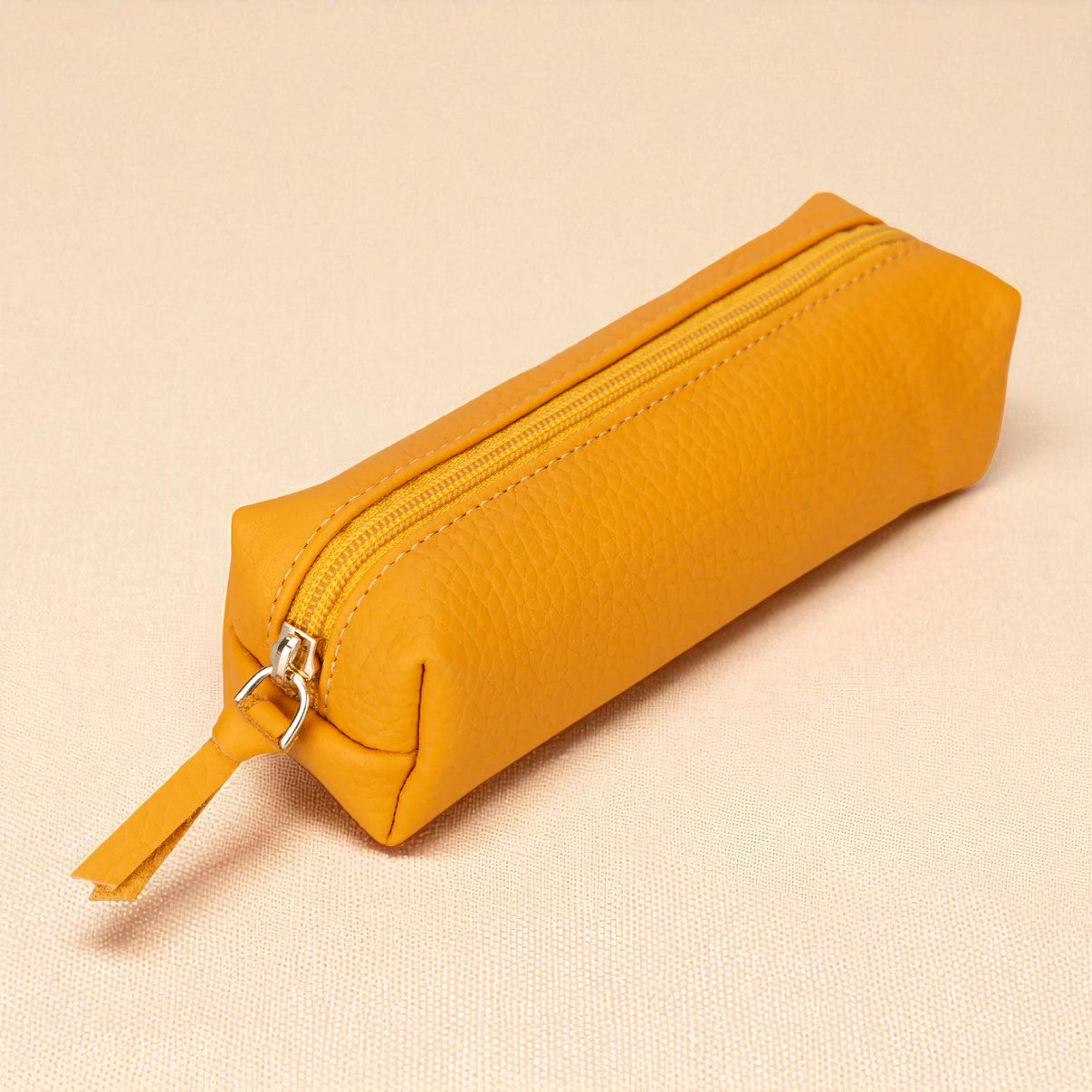 Leather Pencil Case – Compact Multipurpose Zipper Pouch for Office & Makeup